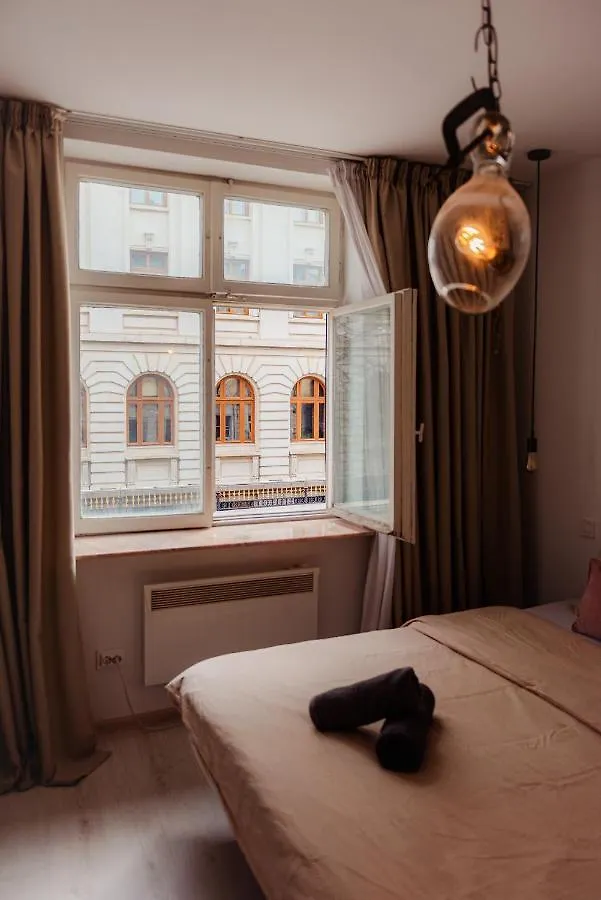 Heart Of Old Town Apartment Bucharest